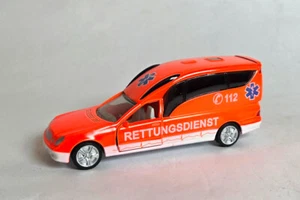 NOS! Ambulanza Siku 2107 Mercedes-Benz BINZ A2003 "Servizio di soccorso" 1:55 - Foto 1 di 3