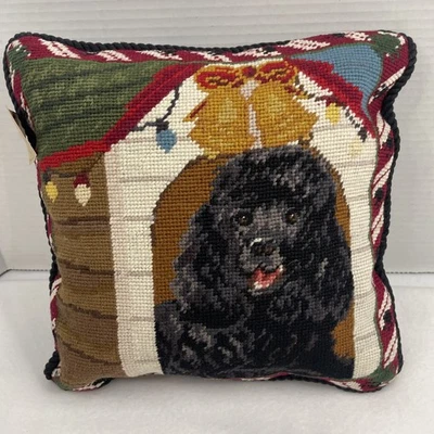 Union Trading Needlepoint 12" Almohada de Navidad Caniche Negro Decoración Perro Nuevo con Etiquetas Foto 1 de 4