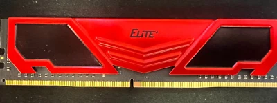 TEAM GROUP 8GB DDR4 2133MHz PC4-17000 1.2V SDRAM DIMM TPRD48G2133HC15BK - Image 1 of 2