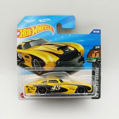Hot Wheels Aston Martin DB4GT - Jaune - Dream Garage 2025 3/5 - 1:64 Neuf - Photo 1/4