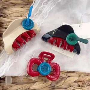 Triangle Irregular Hair Clip Button Splicing Hair Claw Hair Accessories Elegant - Picture 1 of 14