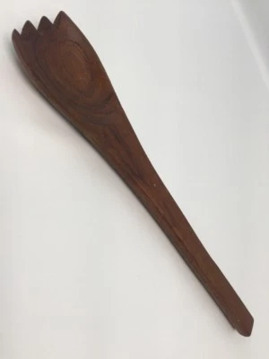 Tenedor de ensalada para servir madera 11 1/4” largo mancha de nogal oscuro  Foto 1 de 4