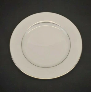 Noritake Envoy Fine China Bread Plate White with Platinum Rim - Picture 1 of 4