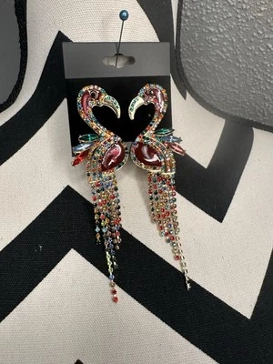 NUEVO Pendientes Flamenco Cristal Tono Dorado Arco Iris Cuelgan Vacaciones ¡Lindos! Foto 1 de 3