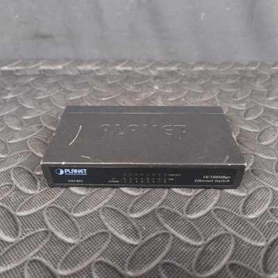 Planet FSD-803 8 Port Ethernet Switch 10/100Mbps - Image 1 of 4
