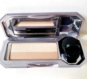 Benefit They're Real Duo Shadow Blender BEYOND NUDE Eyeshadow Rare FAST POSTAGE - Picture 1 of 4