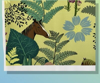 Tela de mezclilla Dogwood 28" x 18" Imperial Fat Quarter: nuevos ponis y plantas del bosque Foto 1 de 4