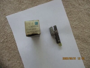 NOS 1963-1965 PONTIAC CATALINA, BONNEVILLE BLOWER MOTOR HEATER SWITCH-7283556 - Picture 1 of 8