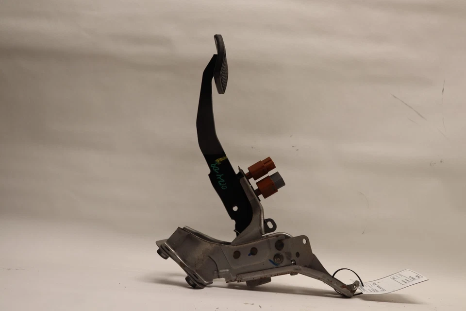 2014-2017 INFINITI QX70 PARKING BRAKE STOP PEDAL OEM Foto 1 de 4