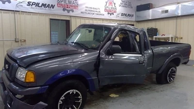 Used Driving Light fits: 2004 Ford Ranger Fog-Driving lower valance mounted Grad - Image 1 of 4