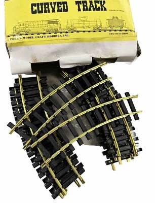 Aristo-Craft ART-11100  45 MM #1 Gauge (G) Curved Track 12 pcs Total - Image 1 of 4