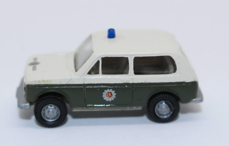 dm1562, Alter ADP Modell Kleinserie LADA Niva Volkspolizei TOP 1:87 / H0 - Bild 1 von 4