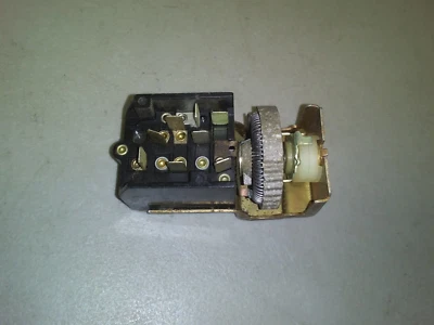 1964 年福特/林肯/水星车头灯开关  — 第 1/4 张图片