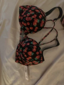 Victoria Secret Push Up Bikini Top - Picture 1 of 3