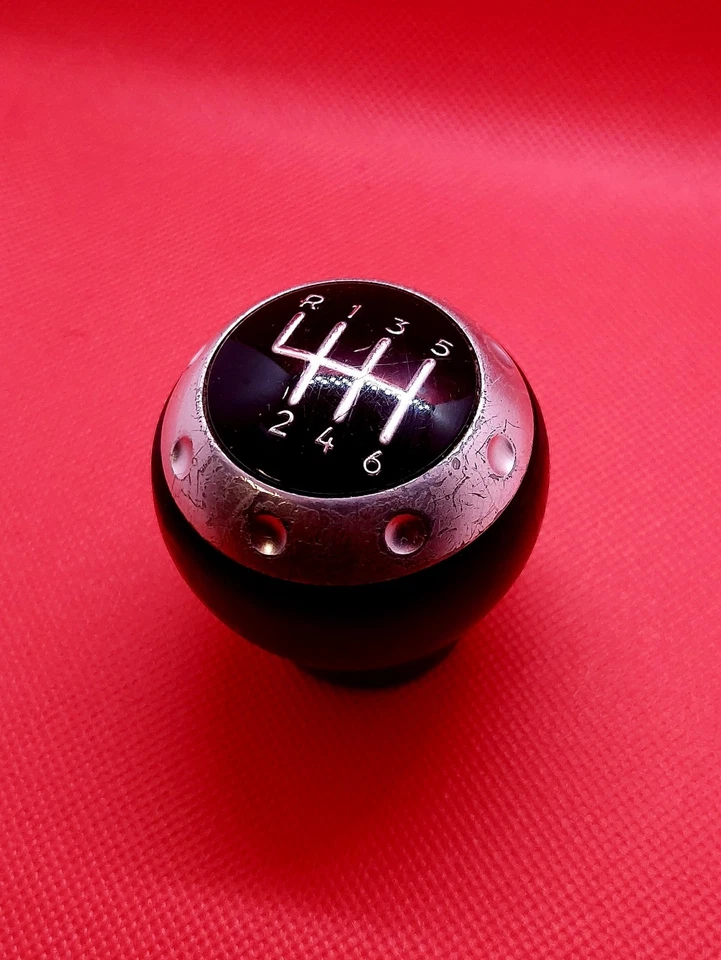 "OEM" 2001 Audi TT Mk1 Quattro 6speed Shift Knob (8N) - Image 1 of 2