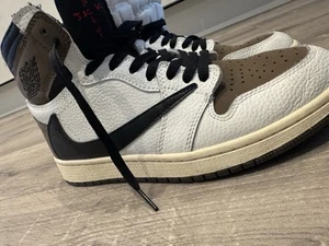 JORDAN 1 RETRO HIGH OG SP X TRAVIS SCOTT MOKA UK7.5 - Foto 1 di 9