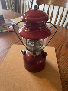 Coleman 200A Sunshine of the Night Burgandy Lantern 1/62 - Picture 1 of 12