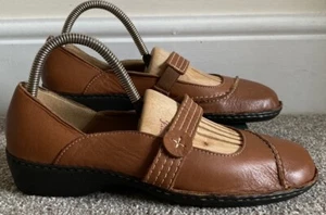 Ladies Clarks Leather Mary Jane Strap Shoes. Uk7 Eu40. Tan/Brown. BRAND NEW - Picture 1 of 6