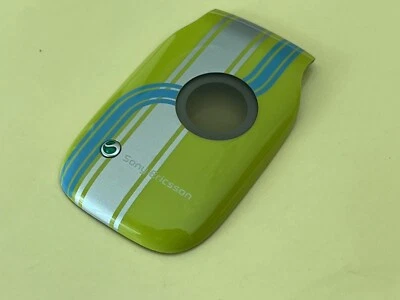 Cubierta estilo Sony Ericsson Z200 verde Foto 1 de 3