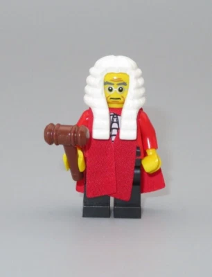 LEGO Judge pelo blanco mazo túnica roja serie coleccionable CMF 9 minifigura Foto 1 de 2