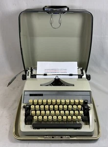 -maschine Schreiben Triumph Gabriele 25 Revissée Gereinigt + Ruban Neu Jahr 1960 - Bild 1 von 13