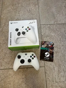 Microsoft XBOX Controller weiß + 20,00 € STEAM Guthabenkarte - Bild 1 von 9