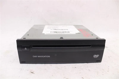 Used Infotainment Display fits: 2006 Mercedes-benz Mercedes s-class 220 Type S35 - Image 1 of 4