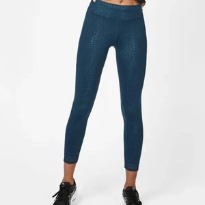 Leggings deportivos Sweaty Betty para mujer con estampado de cocodrilo en relieve 7/8 XL azul azulado nuevos con etiquetas - Imagen 1 de 13