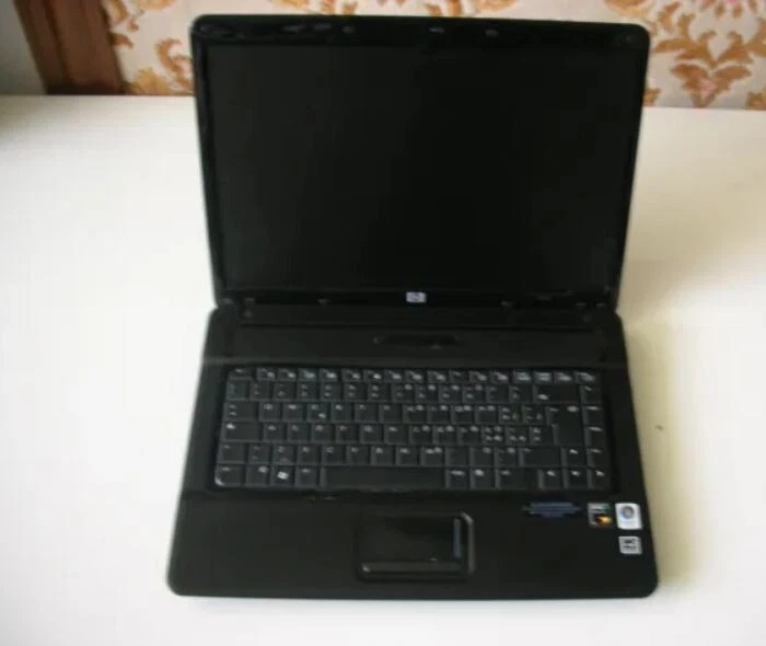 Ordinateur portable HP Compaq 6735 S - Photo 1/1
