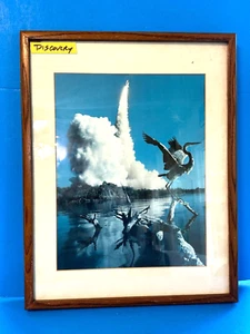 1984 Space Shuttle Discovery STS-41D Maiden Voyage Photograph Framed #7032 - Picture 1 of 13