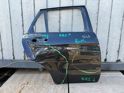 Carcasa puerta trasera derecha mercedes benz glc300 clase glc 2016 2017-2020 2021 2022 Foto 1 de 4