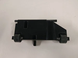 BUCHSE AUFRECHT Modell: VUS34AE20 - 2 x RÄDEREINHEIT - BÜRSTENKOPF UNTER DEM BODEN - Bild 1 von 6