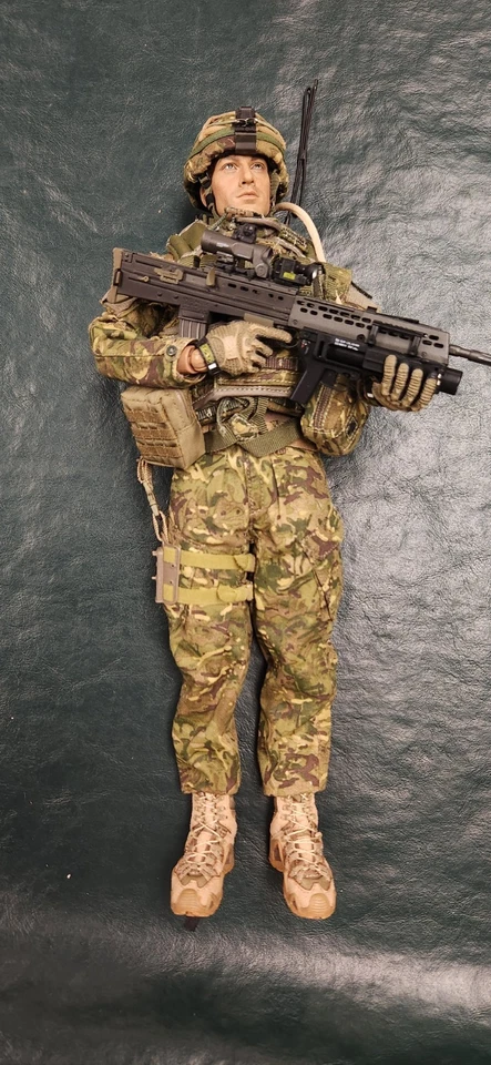 Soldado de Brigada Ligera 4º Ejército Británico Escala 1/6 Foto 1 de 3