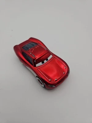 Disney Pixar Cars - Crusin’ Lightning McQueen Chrome Red - Image 1 of 4