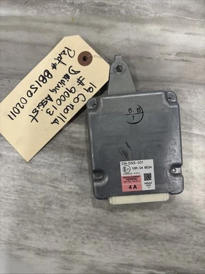 Módulo de control de asistencia al conductor Toyota Corolla 2017-2019 88150-02011 OEM Foto 1 de 3