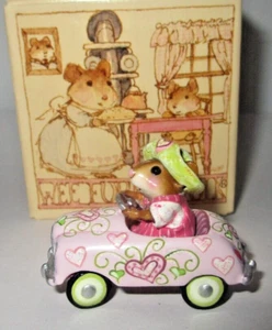 Wee Forest Folk Figur Valentine Pedal Pusher Pink Car M-270s3 LE 312/500 +Box - Bild 1 von 7