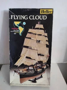MAQUETTE HELLER BATEAU VOILIER FLYING CLOUD 1 /200 COMPLET VINTAGE - Foto 1 di 7