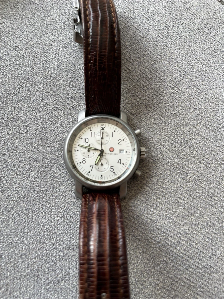 Mercedes Benz Herren Armbanduhr Kompressor Chronograph Zum Weitere Anzeigen - Bild 1 von 1