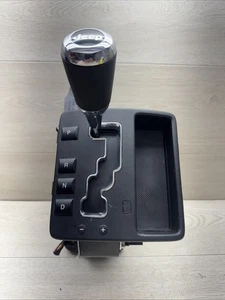 2008-2010 Jeep Grand Cherokee A/T Floor Gear Shifter Assembly OEM. P52124687AD - Picture 1 of 8