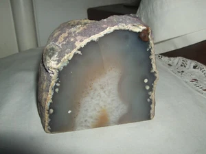 PORTACANDELA MINERALE DRUSA GEODE AGATA GRIGIA MADAGASCAR CRISTALLO GR 800 CM 10 - Picture 1 of 10