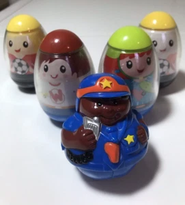 Weebles 2, 9, 10 Wackeln Kleinkind Spielzeug Fußballspieler, Polizist, Mädchen & Junge - Bild 1 von 11