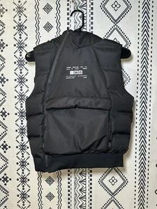 Zara Kids black Puffer Hoodie Vest Size 8-9 - Picture 1 of 6