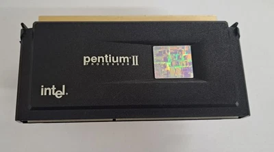 Vintage Intel Pentium II CPU MMX SL265 266MHZ With Heatsink - Image 1 of 4