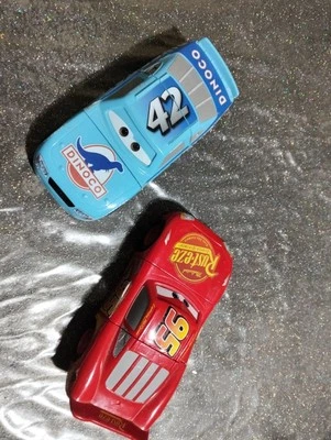 DISNEY PIXAR CARS set da gioco Mattel- veicoli scontri - Immagine 1 di 2
