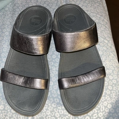 Sandalias FitFlop para mujer talla 8 Lulu color tostado beige oro rosa gamuza brillante con cuña Foto 1 de 4