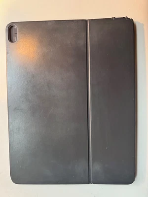 Apple A2039 smart Keyboard iPad 12,9", Tastatur Qwertz guter Zustand - Bild 1 von 4