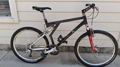 VINTAGE DEAN FULL SUSPENSION MOUNTAIN BIKE FRAME 20.5 - Image 1 of 4