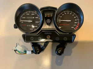 BRAND NEW SPEEDO CLOCKS FOR YAMAHA YBR125 2011 FUEL INJECTION BARGAIN KMH - Picture 1 of 3