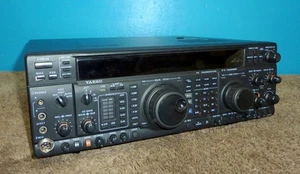 Yaesu FT-1000MP Transceiver nur Teile wie besehen keine Rücknahme - Bild 1 von 12