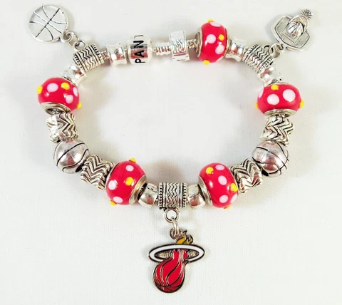 Official NBA MIAMI HEAT Basketball Charm Bracelet GLASS BEADS Red Yellow White Cover